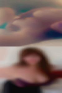 I'm 43 hot women masturbating barefoot nude mature have 2 jobs.